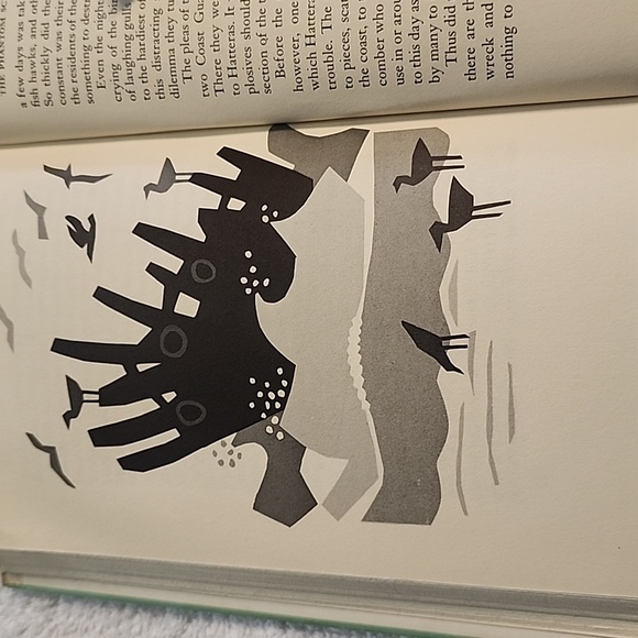 Outer Banks  Vintage book Legends of the Outer Banks HCDJ 1974 - Picture 6 of 8